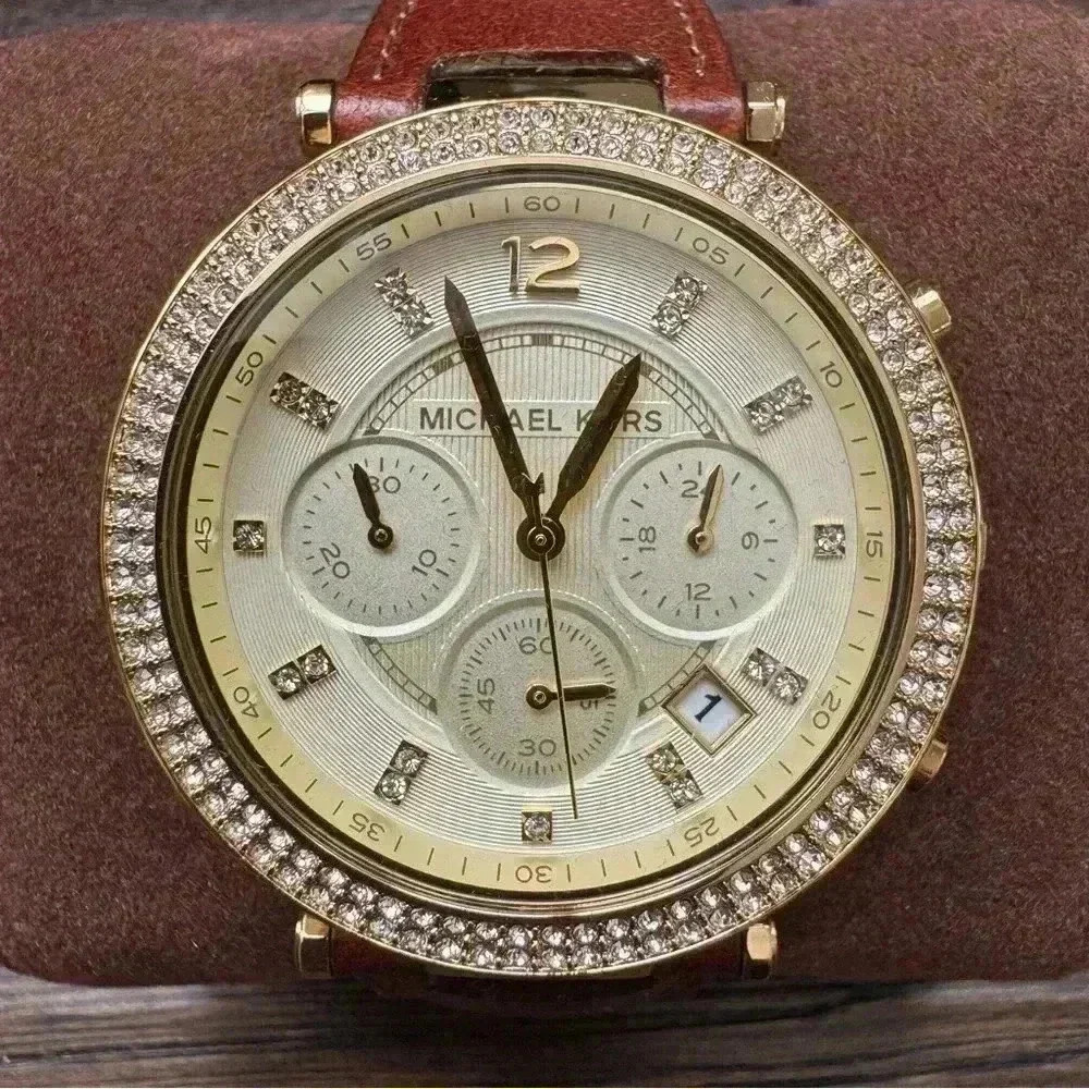 Michael Kors Watch - Picture 4 of 8